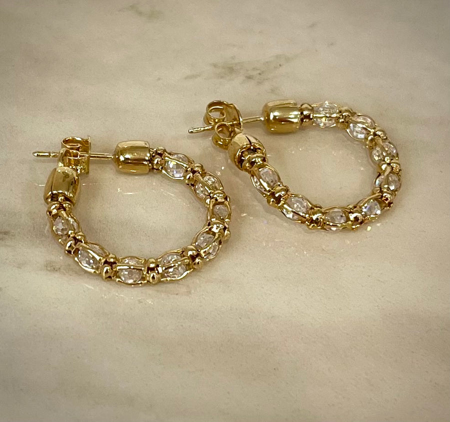Gold earrings with white crystals - Diana Collection