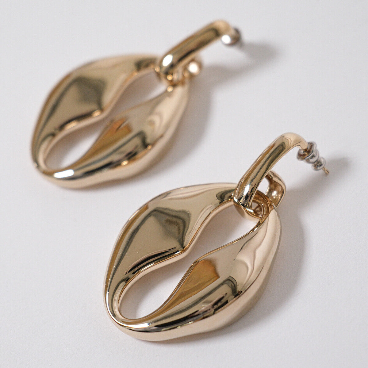 Ono Pendant Earrings