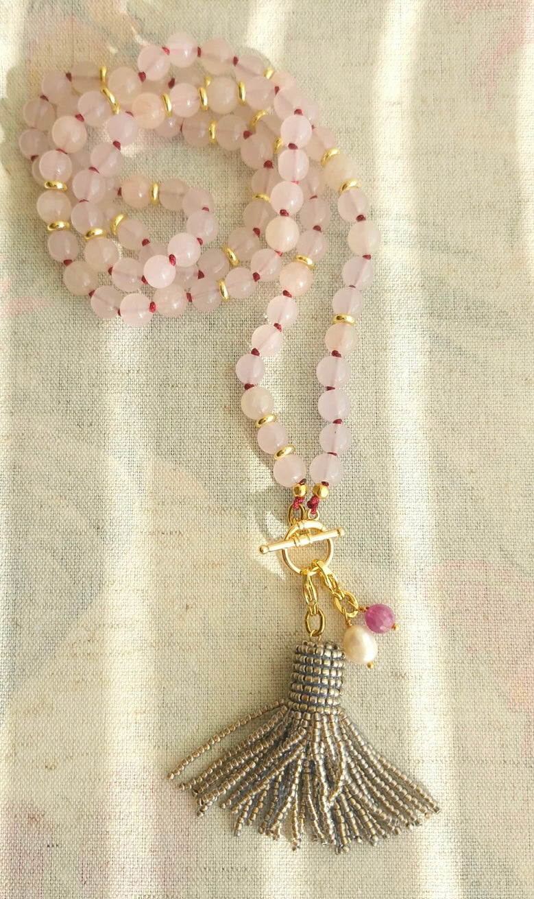 Rosario Rope Rose Quartz Necklace