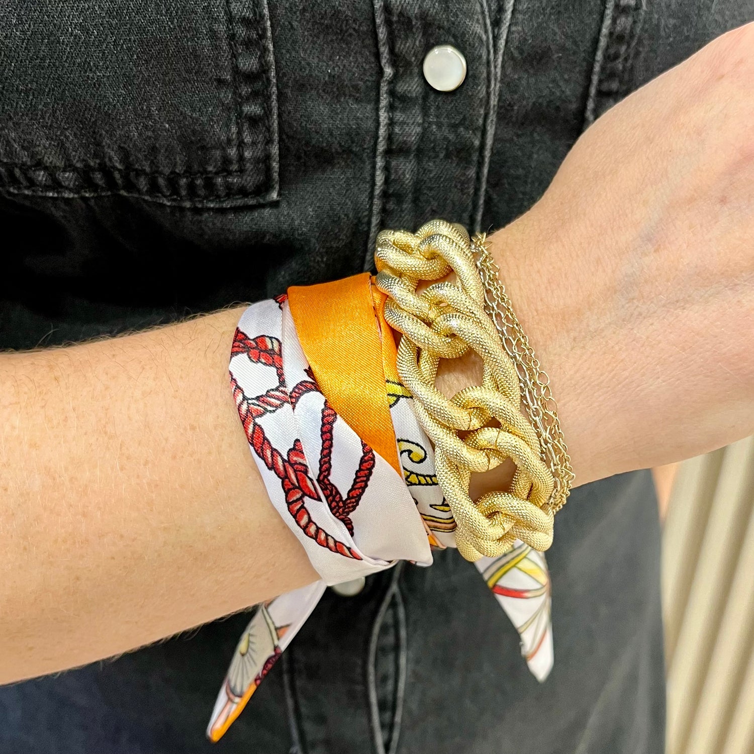 La Dolce Vita Ribbon with chain (Orange and cream)