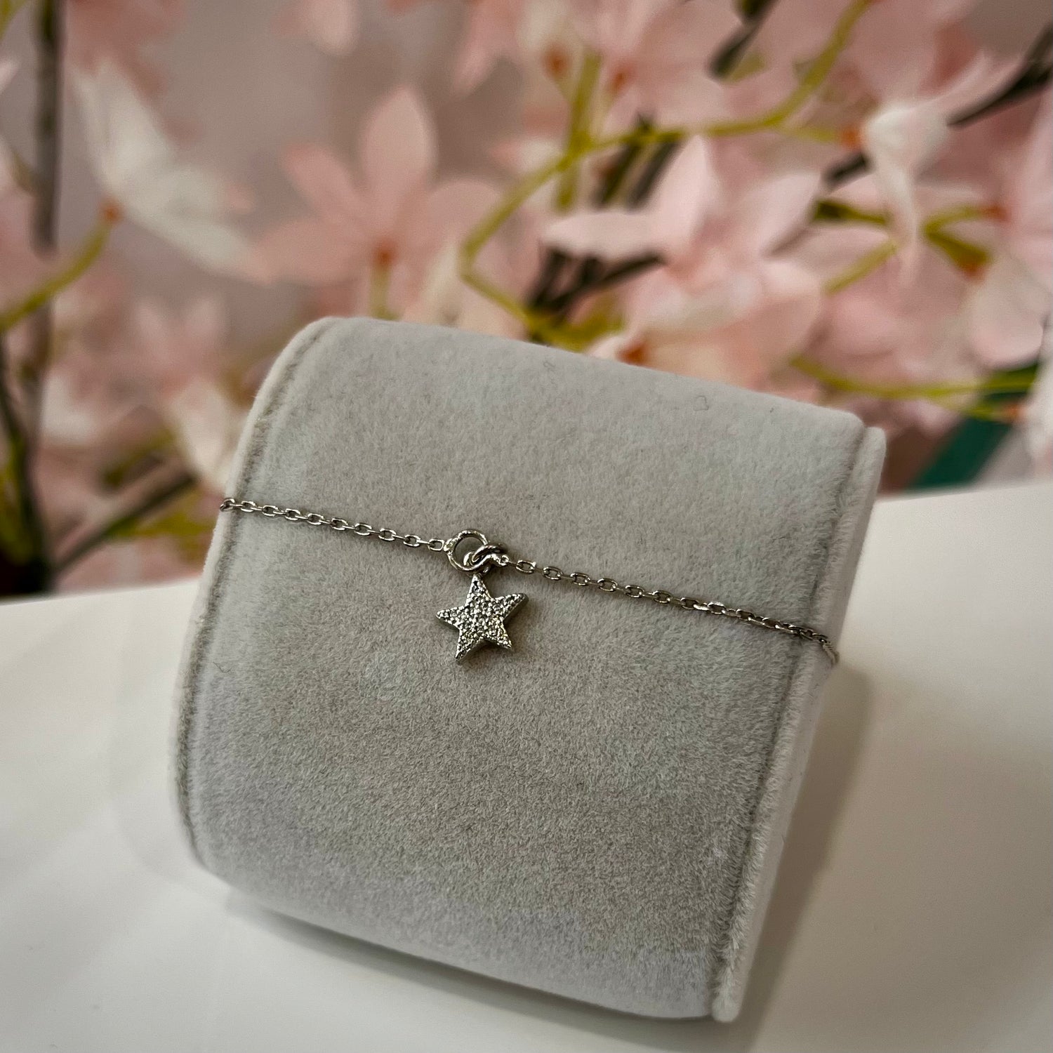 Lily Chain Bracelet with Charm