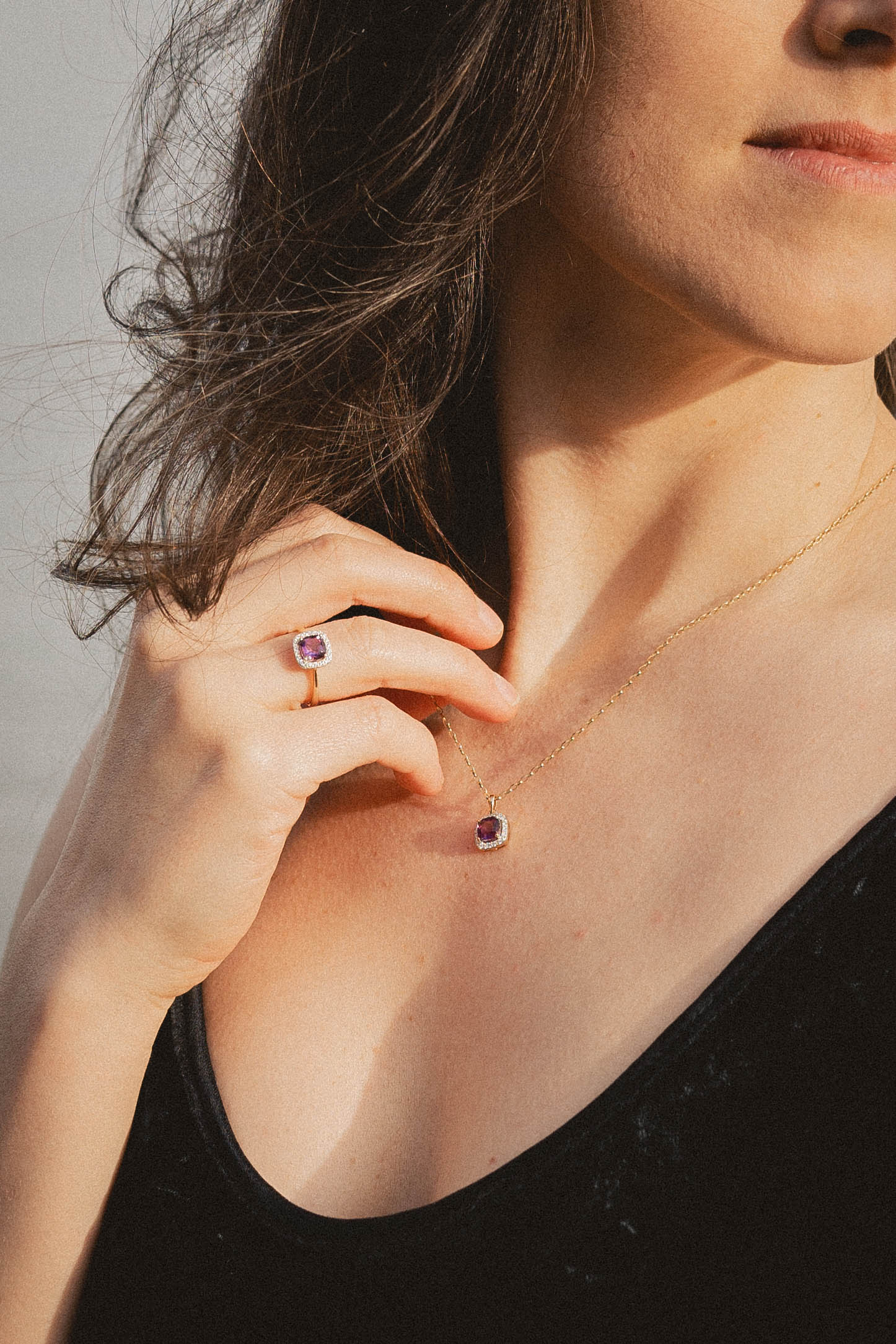 Aine Cushion Cut Amethyst Halo Ring in 9ct Yellow Gold