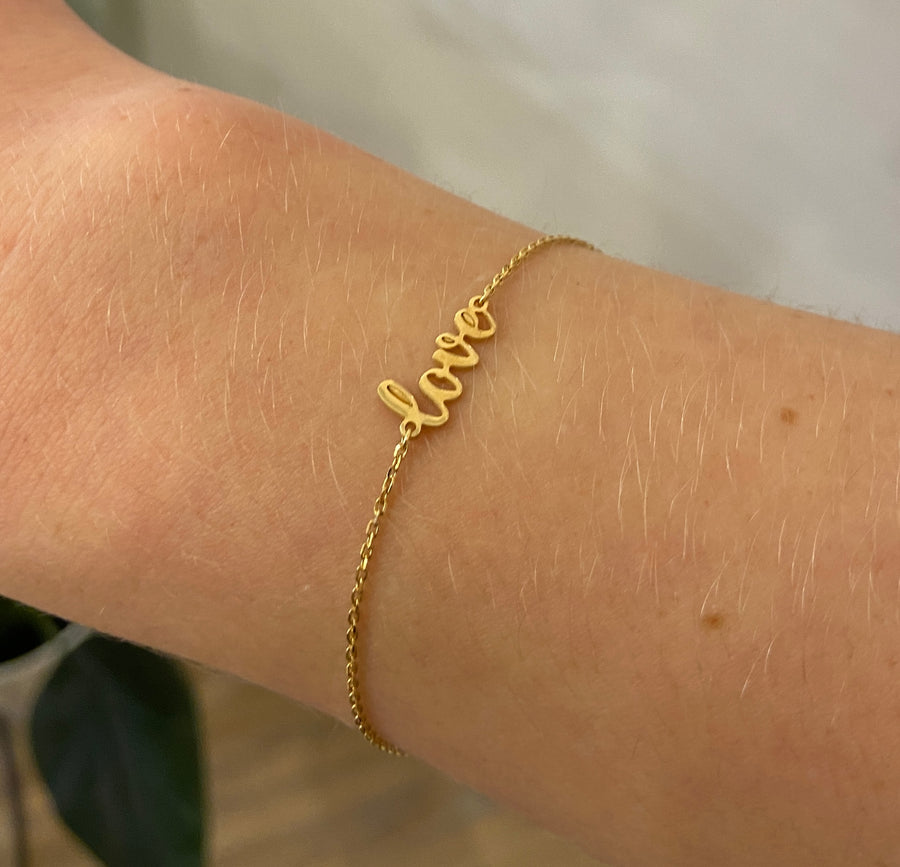 Love 9ct Gold Bracelet