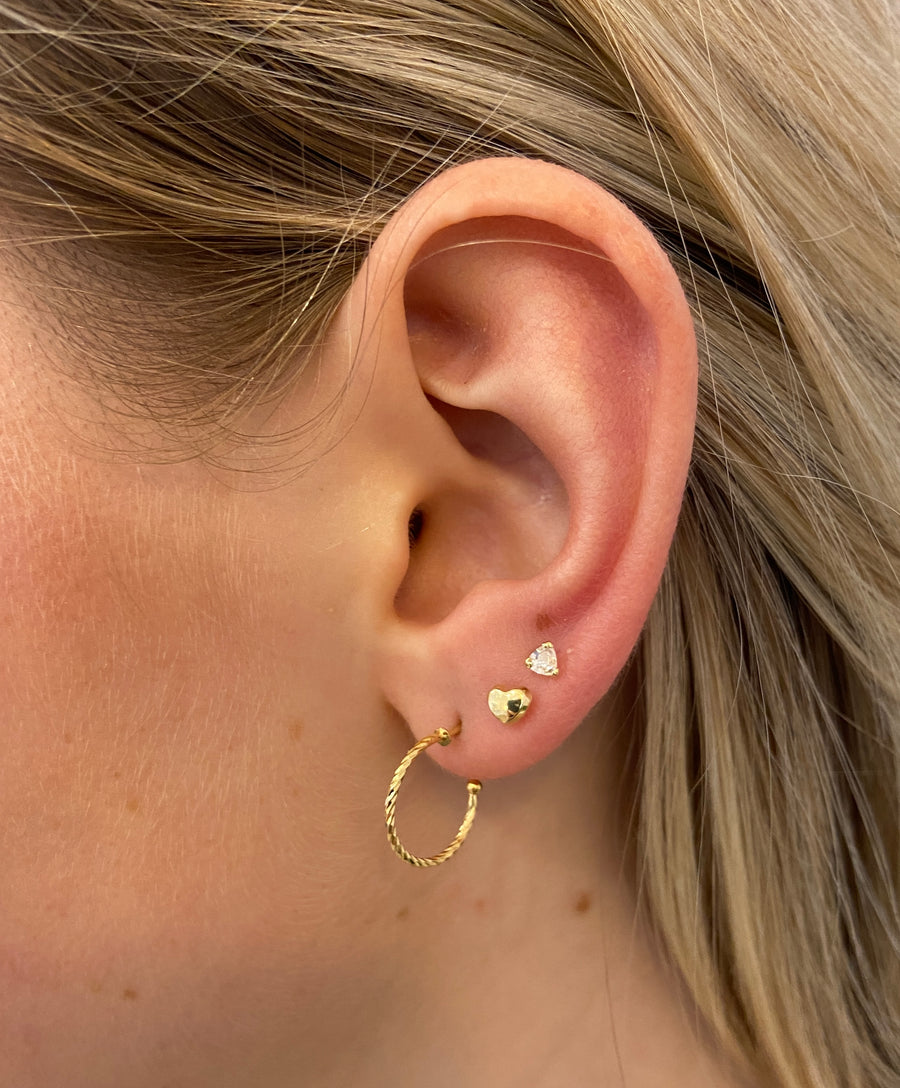 small twisted 9ct Gold Hoop earring; 9ct gold; delicate jewellery 