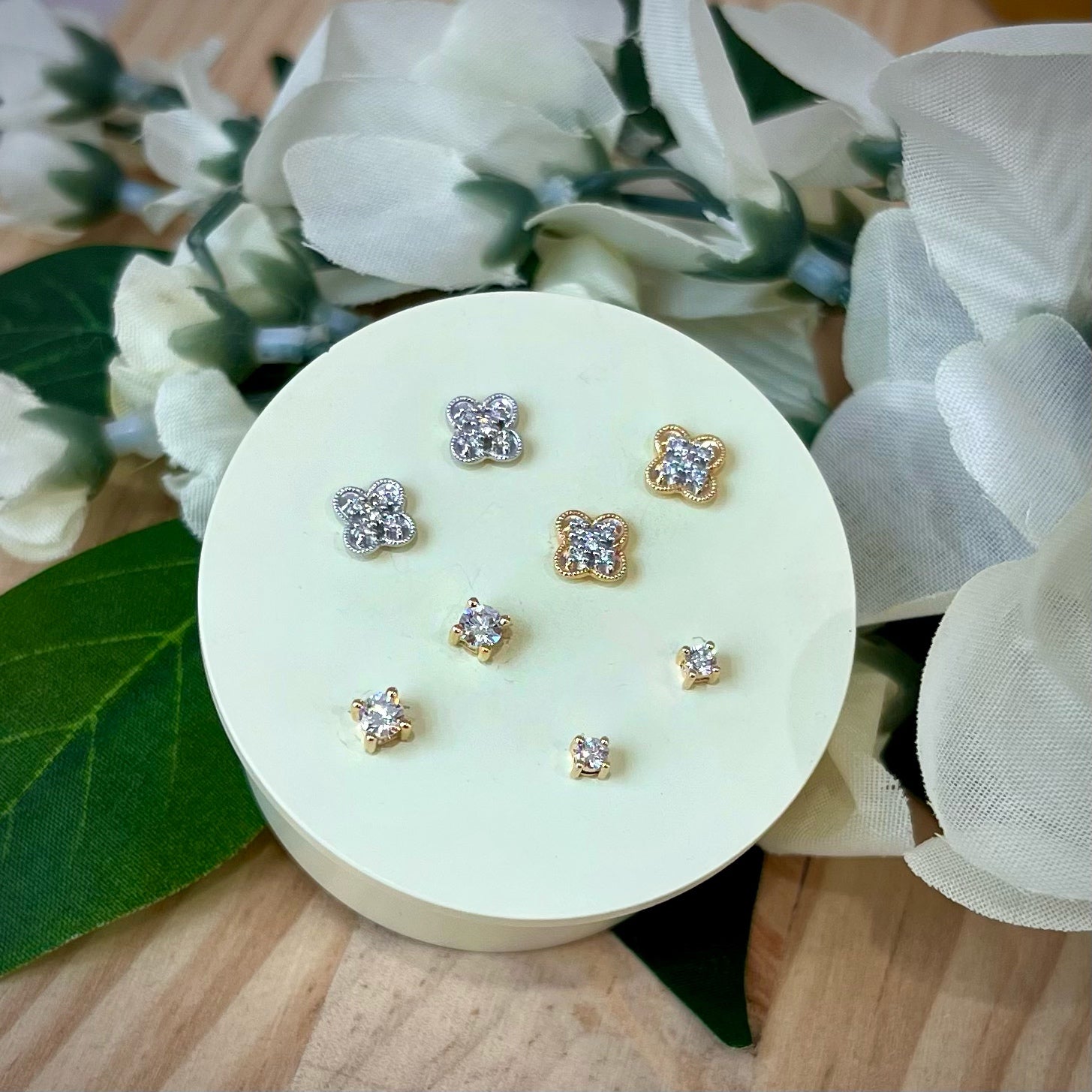 Classic Small Diamond Stud Earrings in 9ct Yellow Gold