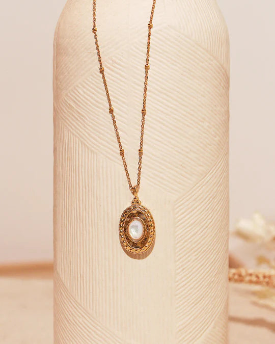 Kate Necklace