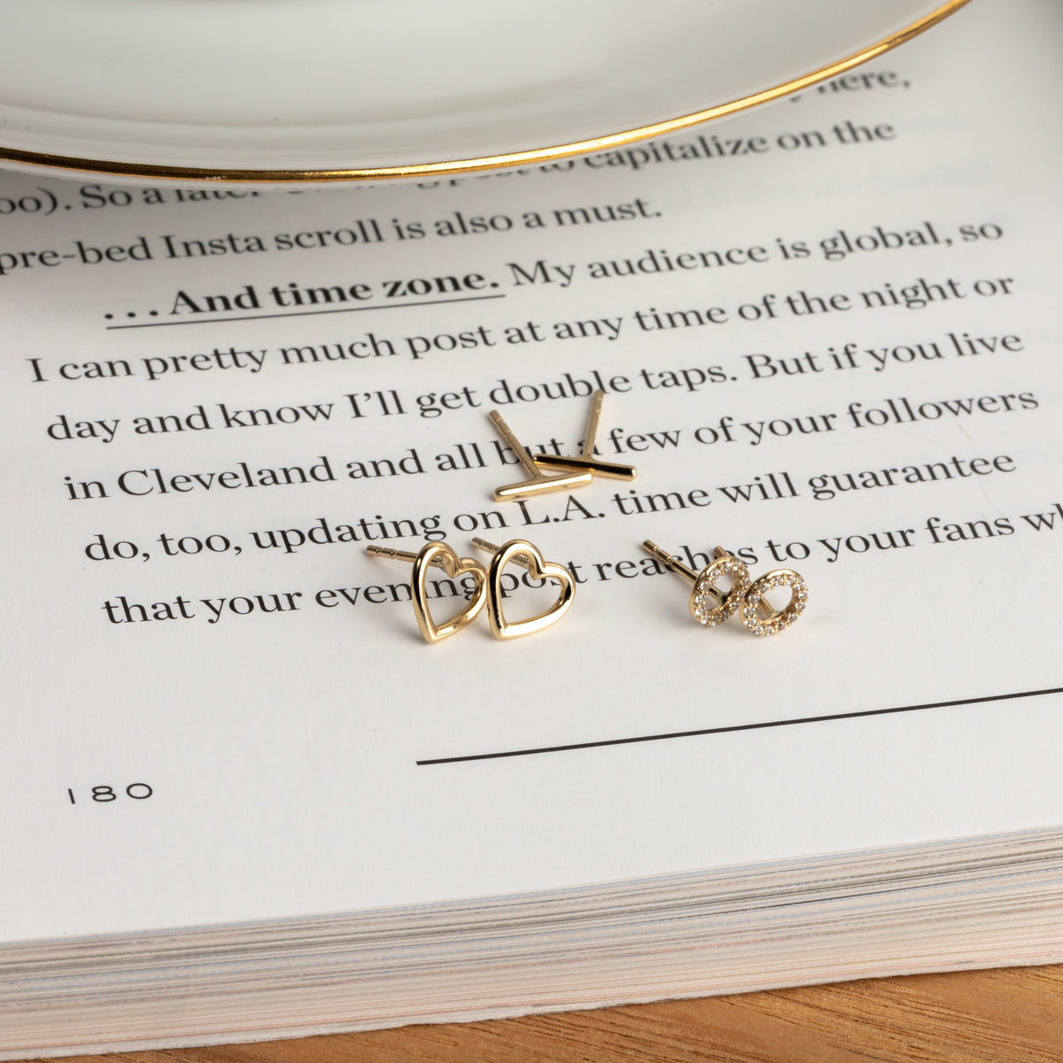 Polished Bar 14k Gold Stud Earrings